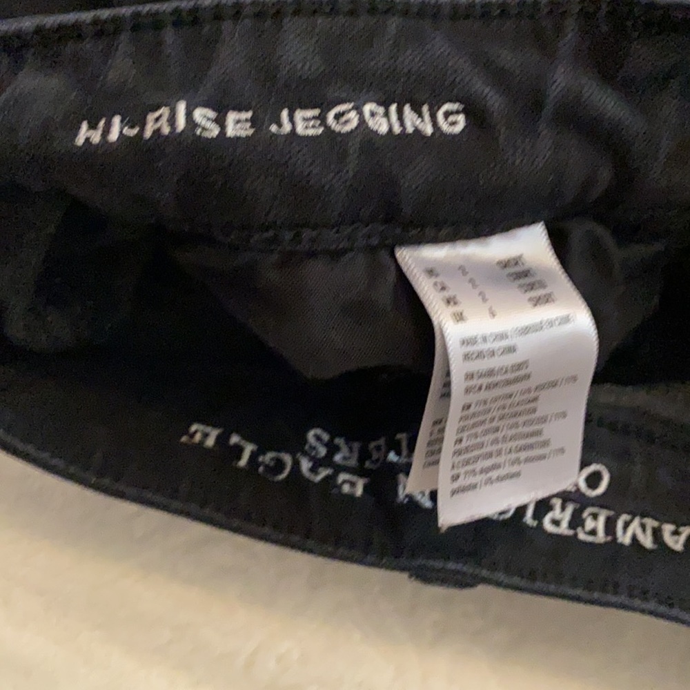 American Eagle black hi-rise jegging - Picture 4 of 7